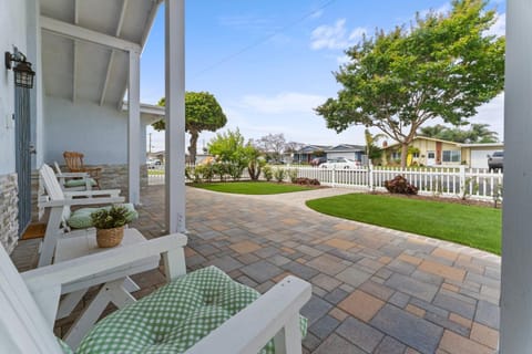 Peaceful Home For Big Family Near Beach&Disneyland Apartment in Huntington Beach