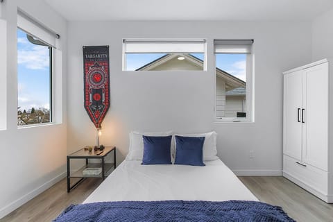 Tides of Seasmoke Suite Vacation rental in Capitol Hill