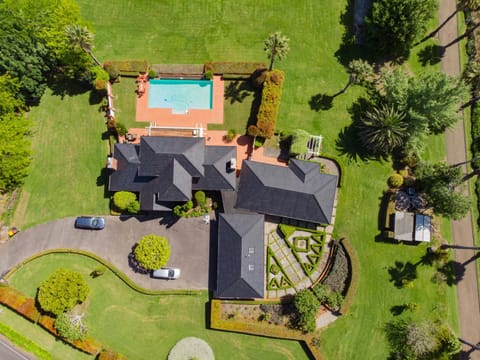 Experience luxury at its finest in Whitford Villa in Auckland