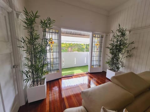 Patio, View (from property/room), Balcony/Terrace, Living room