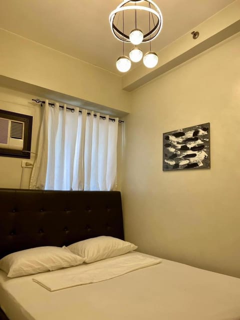 Trees residences Walking distance to SM fairview by Dennis S. Apartment in Quezon City