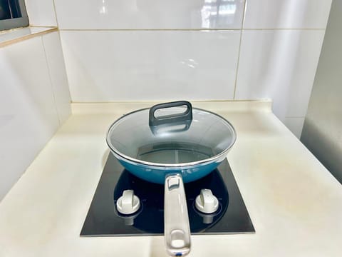 1-8 pax Comfort Place 3room Ara Damansara Apartment in Petaling Jaya