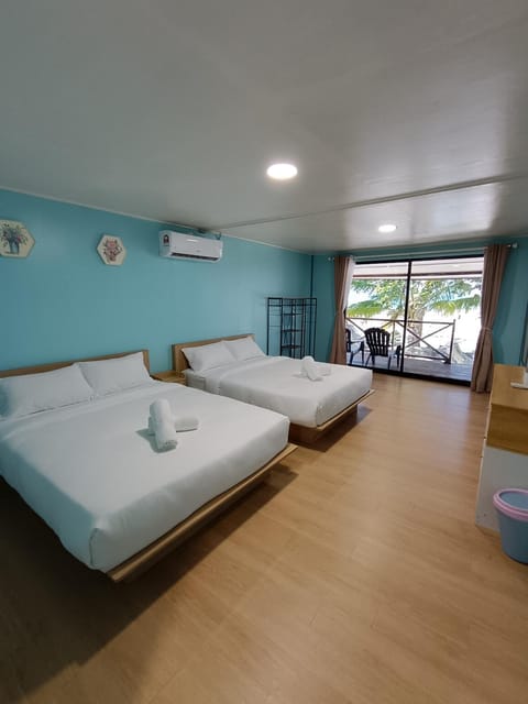 Home Away Tioman Island Bed and Breakfast in Mersing