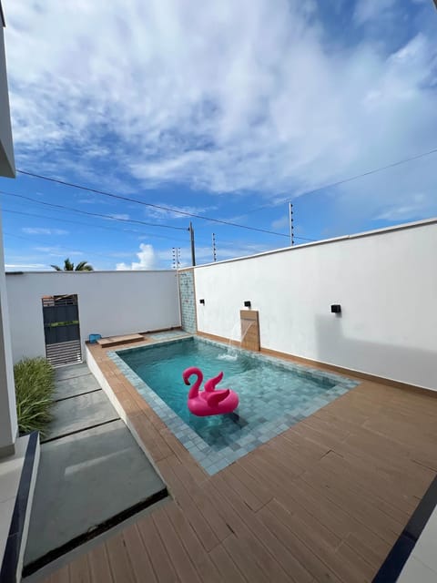 Pool view, Swimming pool, sunbed