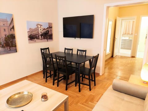 Comfortable apartment in Syntagma square Apartment in Plaka