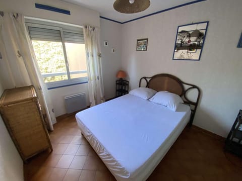 Beau T2 lumineux, 150 m de la plage... Apartment in French Riviera