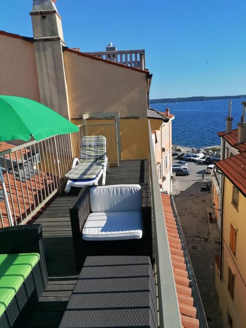 View (from property/room), Balcony/Terrace