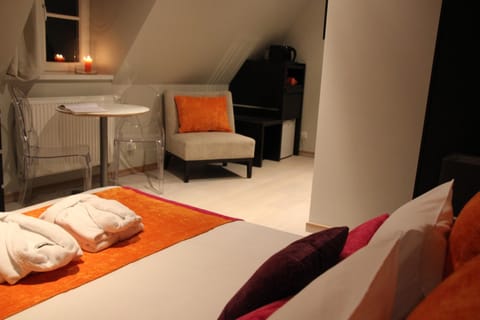B&B L'Orangerie Bed and Breakfast in Wallonia, Belgium