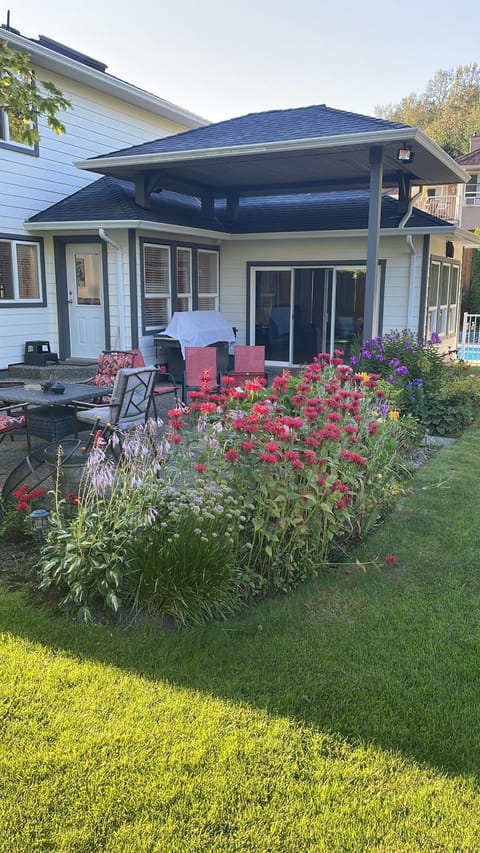 Mountainview Cottage Bed and Breakfast in Chilliwack