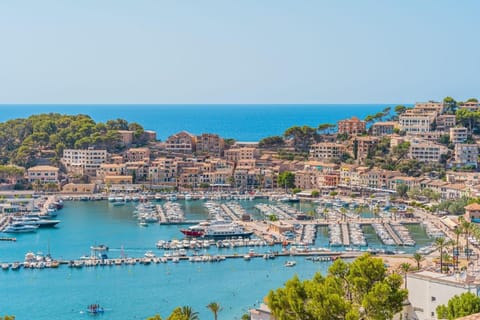 Ferienhaus in Port De Sller mit privatem Pool und Traumblick auf den Hafen und das Meer Casa in Port de Sóller