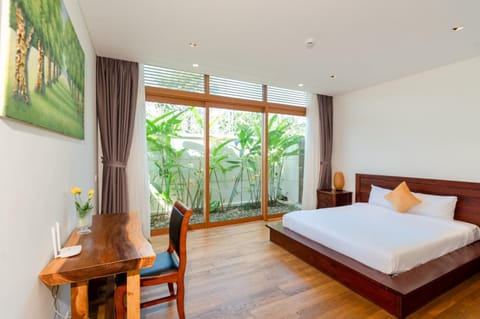 Tận hưởng Biệt thự 5 phòng ngủ với hồ bơi riêng biệt Villa in Hoa Hai