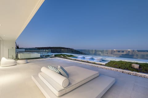 View (from property/room), Balcony/Terrace, Sea view