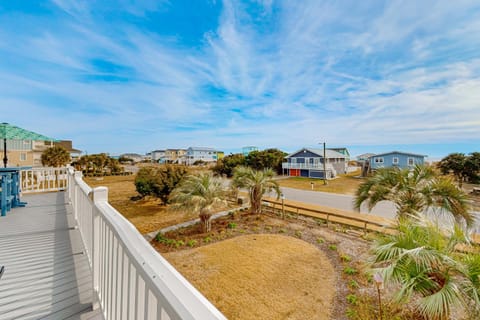 Breathe Easy House in Oak Island