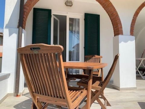 Unterkunft APPARTEMENT MIT MEERBLICK Apartment in Campo nell'Elba