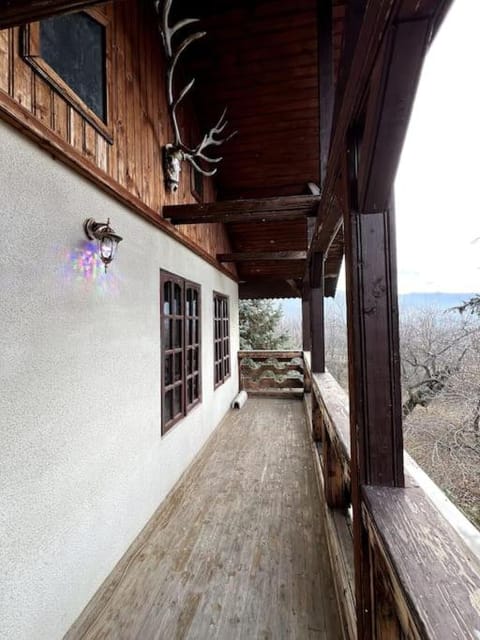 Day, Natural landscape, Balcony/Terrace