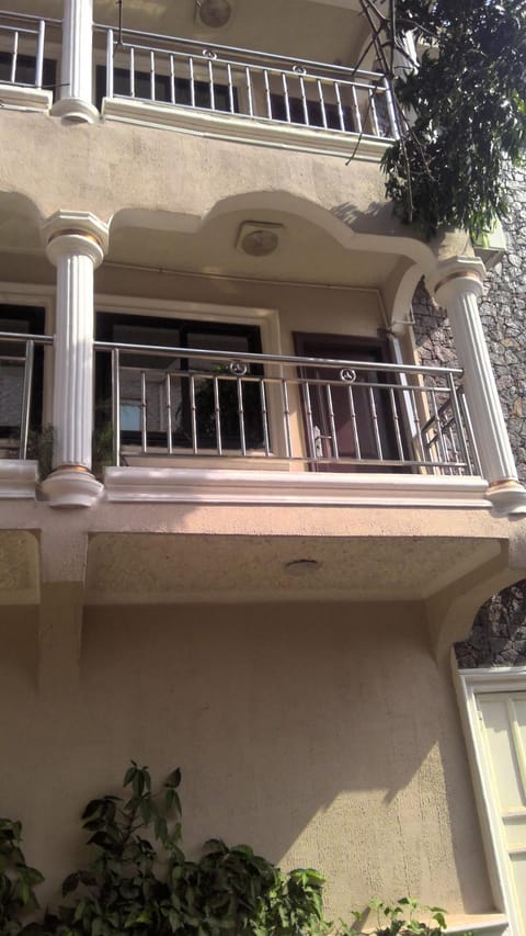 MAYRAH Inn - Your comfortable home from home in Freetown Sierra Leone Condo in Freetown