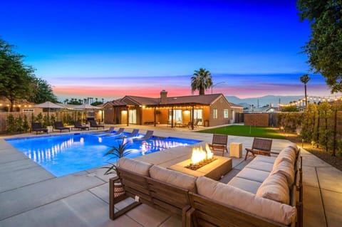 Mirage atrois with Resort Pool and Spa House in La Quinta