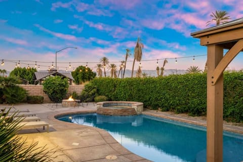 Paradise Celeste with Private Pool and Spa House in La Quinta