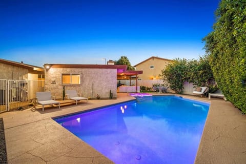 Oasis House With GATED Pool And Spa House in La Quinta