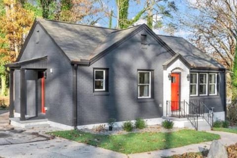 New Decatur Bungalow House in Belvedere Park