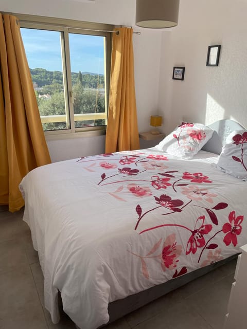 T2 Saint-Mandrier-sur-Mer Apartment in La Seyne-sur-Mer