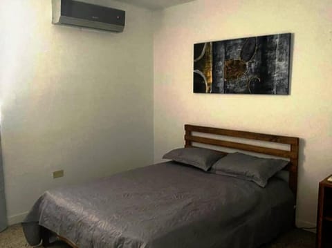 AC Rooms, Smart TV, Centric & 20 mins from Airport Maison in Rio Grande