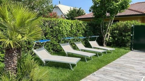 Ferienhaus mit Privatpool für 8 Personen ca 105 qm in Albarella, Adriaküste Italien Venedig und Umgebung House in Isola Albarella