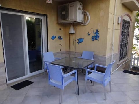 Patio, Balcony/Terrace, Seating area