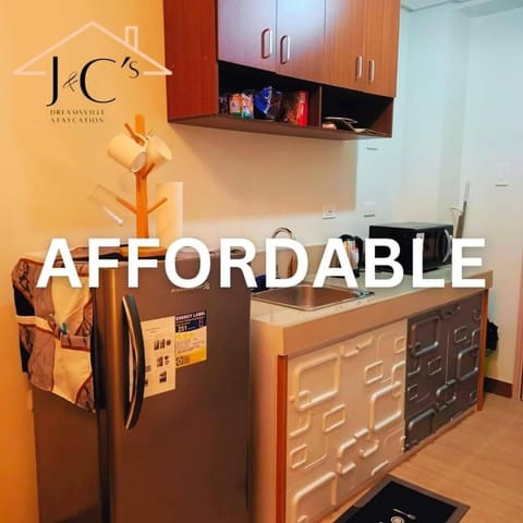 J & Cs DreamsVille Vacation rental in Quezon City