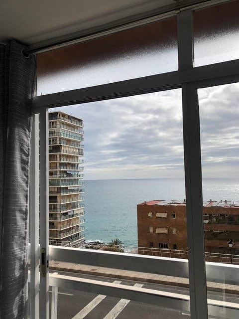 apartamento maravilloso en primera linea de la playa Condo in Alicante