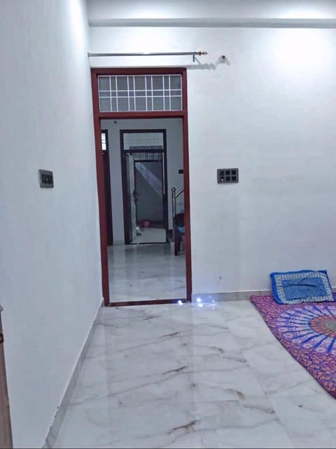 Fully furnished house with free parking and terrace Condo in Jaipur