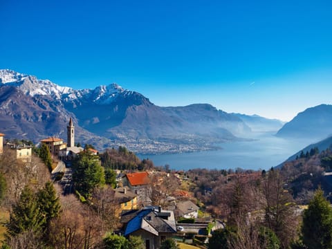 Natural landscape, Lake view, Mountain view