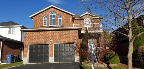 2 Bedroom Luxury Apartment House in Guelph