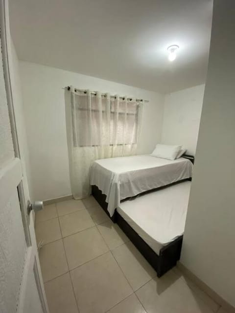 Apartamento cómodo y agradable Condo in Itagüí
