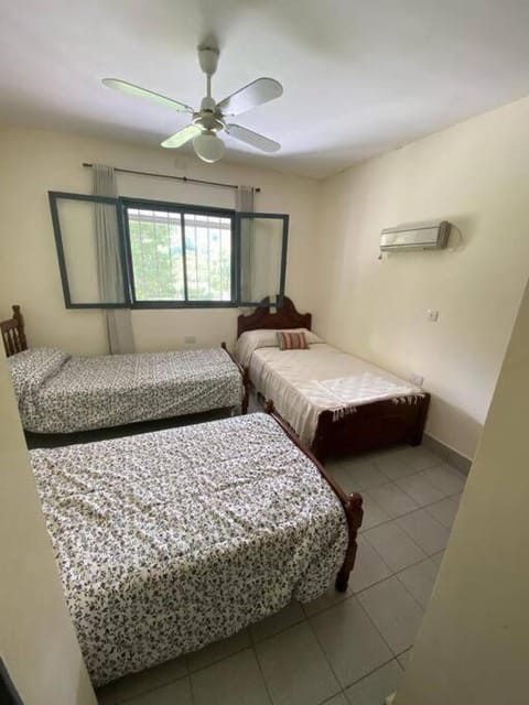 Bed, Photo of the whole room, Bedroom, air conditioner