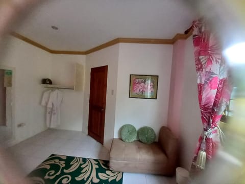 Café Darcey BnB Bed and Breakfast in Tagbilaran City