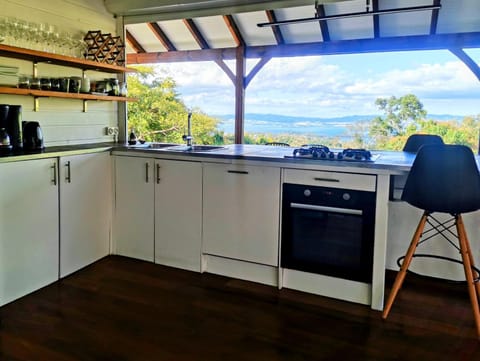 Sea view, dishwasher, oven, kitchen