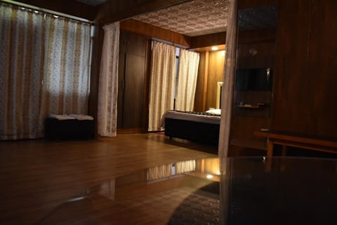 VAN-CHUM Bed and Breakfast in Shimla