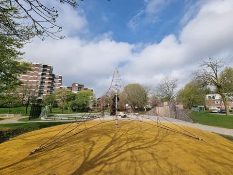 Neighbourhood, Children play ground