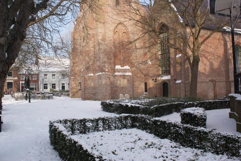 Property building, Winter