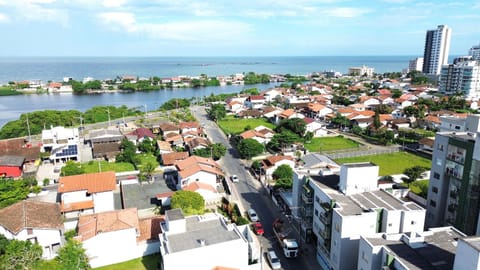 Centro de Barra velha - 550m do Mar Apartment in Barra Velha