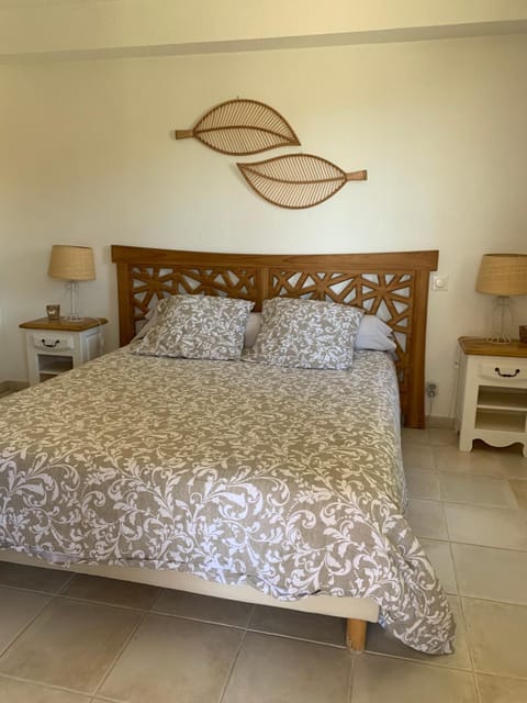 Chambre 2 dans un petit paradis Bed and Breakfast in La Londe-les-Maures