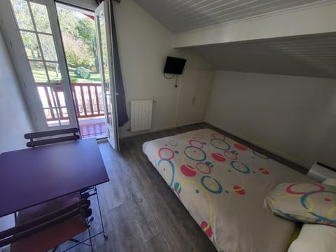 Chambre ERREGUINA Vacation rental in French Basque Country