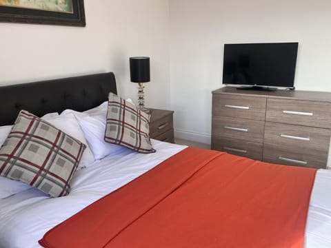 Elegant Double Room with private bathroom in Central Reading Vacation rental in Reading