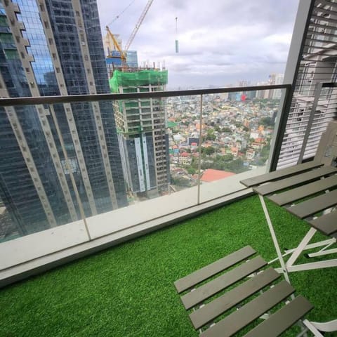 Stunning 1br Apt in BGC Apartment in Makati