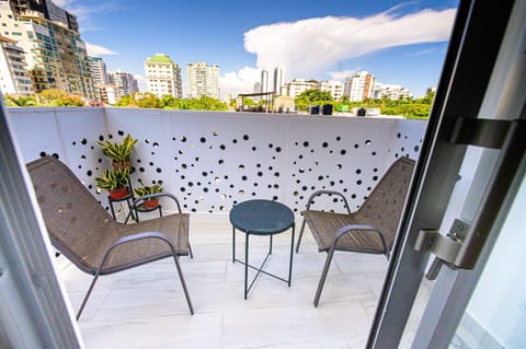 Balcony/Terrace, City view