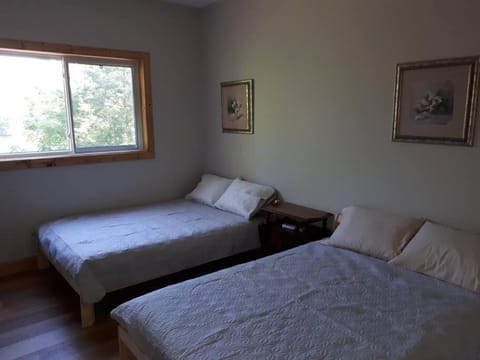 Luxury Cottage in South Parry Sound Chalet in Seguin