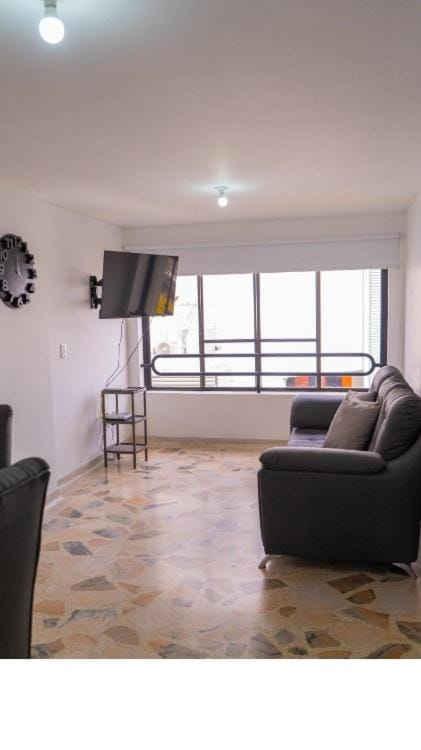 3 Bedroom, 2 bathroom Located Cabecera del LLano With Doorman Apartment in Bucaramanga