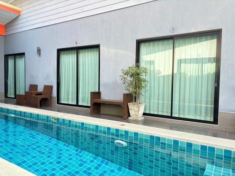 The Huahin Hotel Hotel in Nong Kae