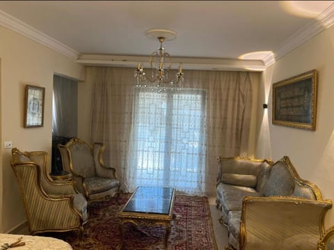 جاردينيا سيتي شقه إطلاله مميزه مع حديقه Apartment in New Cairo City